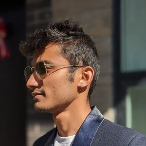 Meet your Posher, Akash